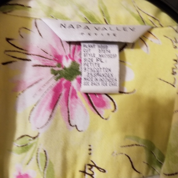 Ladies Spring Jacket - Picture 2 of 3